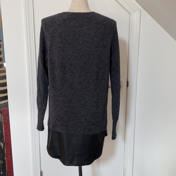 Banana Republic Sweater with Faux Leather Hem-XS - Picture 3 of 7